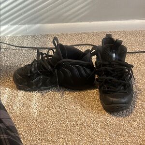 Men's Black Sneakers